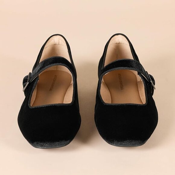 Amazon Essentials Shoes - Velvet Mary Jane Ballet Flats - Size 7